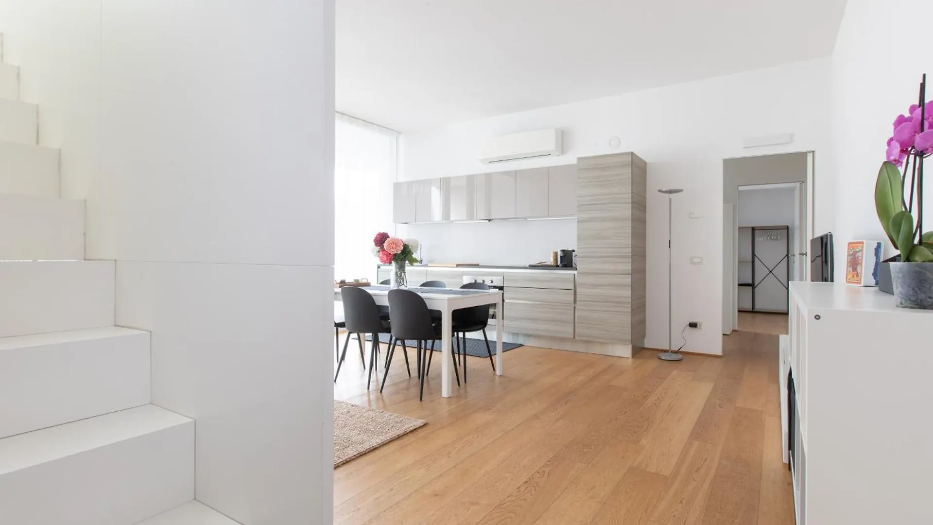 Attico La Palma - Milano Lägenhet 0*,  Italien